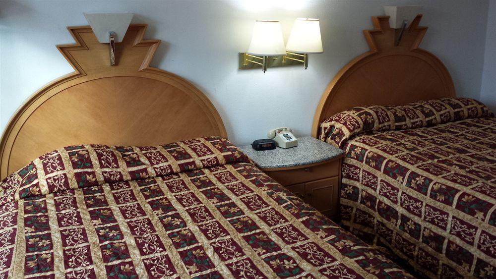Hotel Value & Salina