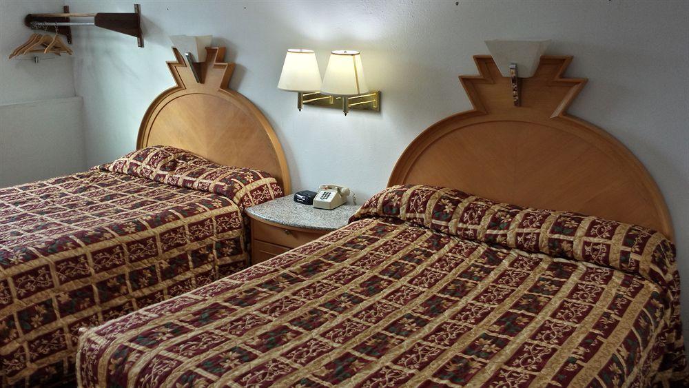 Hotel Value & Salina